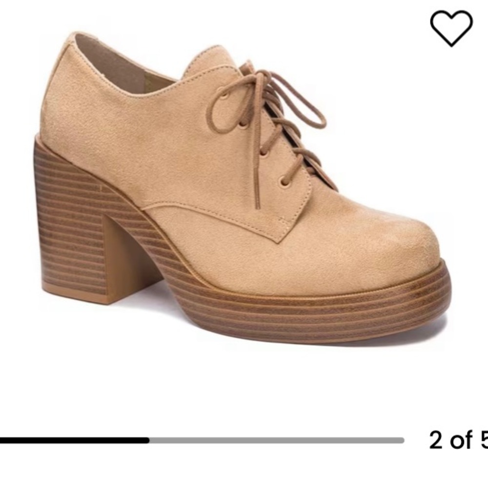 Platform lace up Oxford.